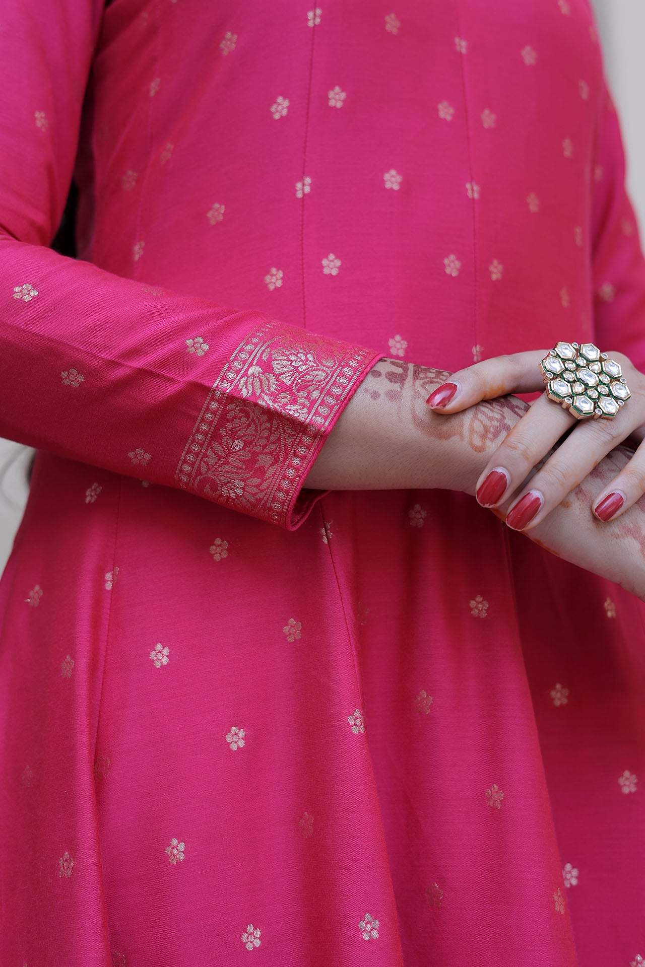 THE GULAABI REZA ANARKALI