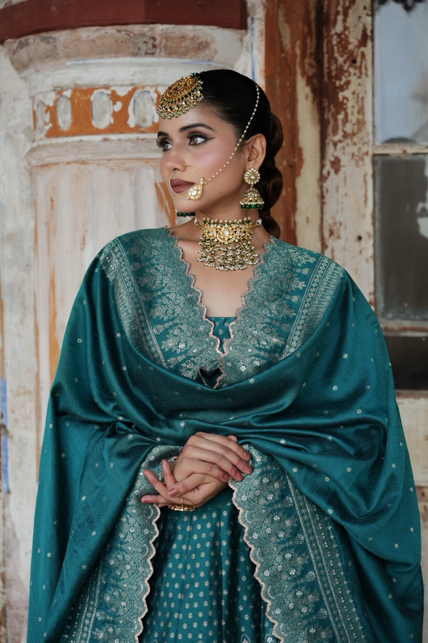 THE FEROZA MIREA LEHENGA