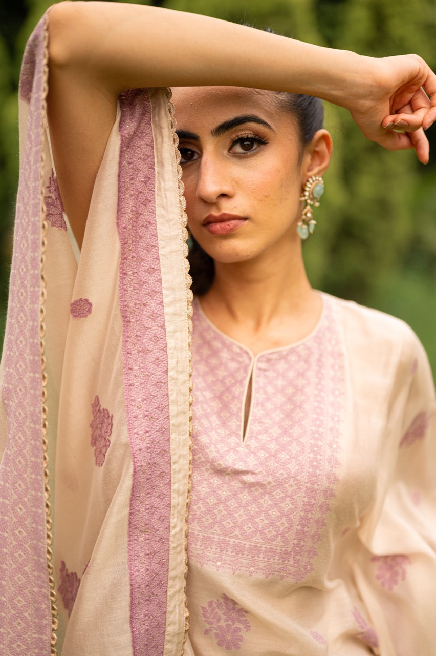 THE MELIA KAFTAN