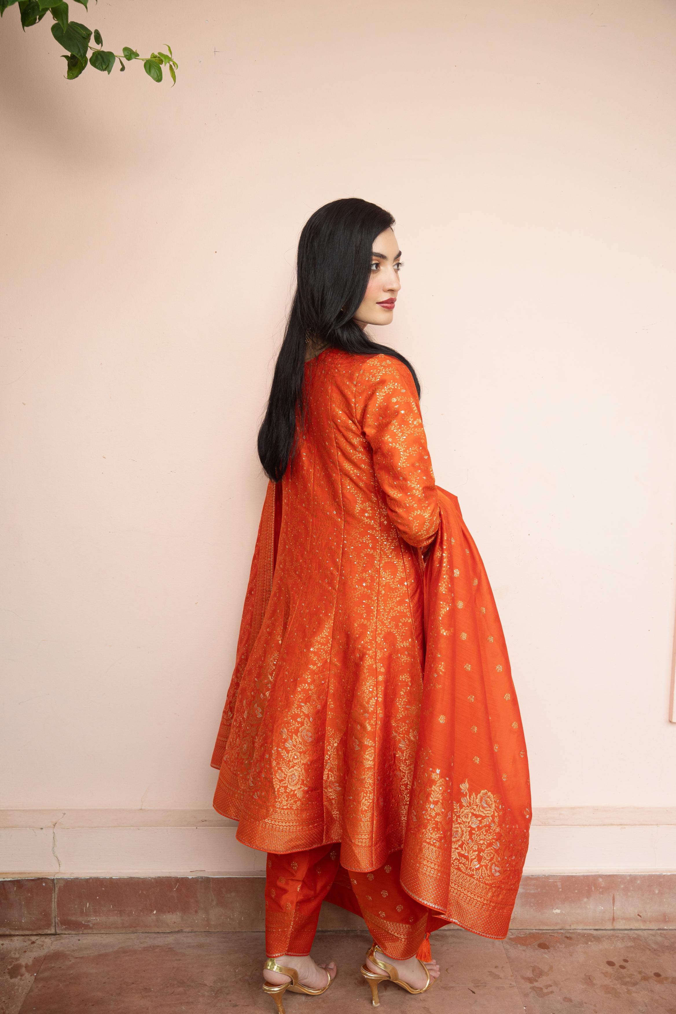 NAZAR-E-GULZAR ANARKALI