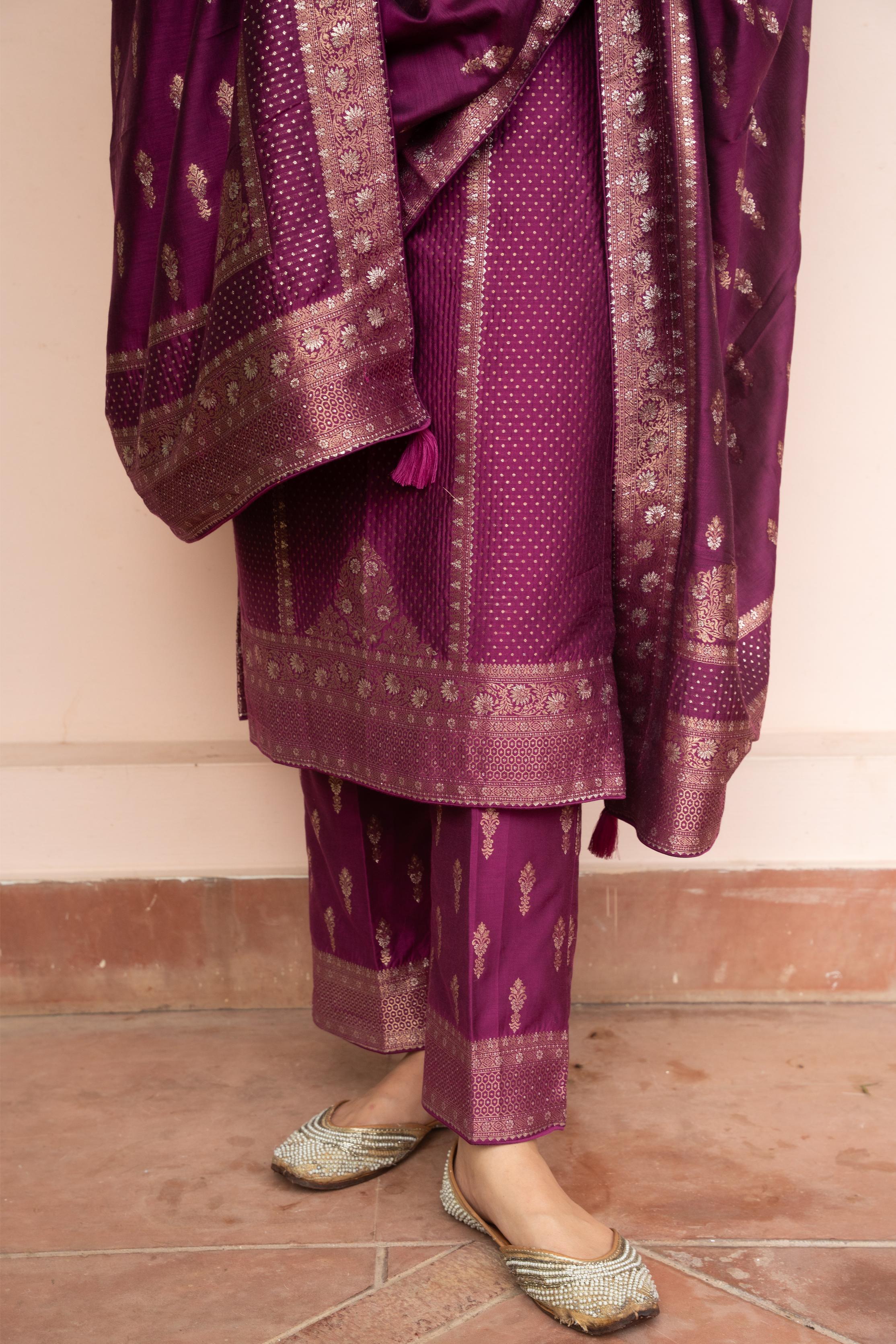 JHILMIL BARAAT SUIT
