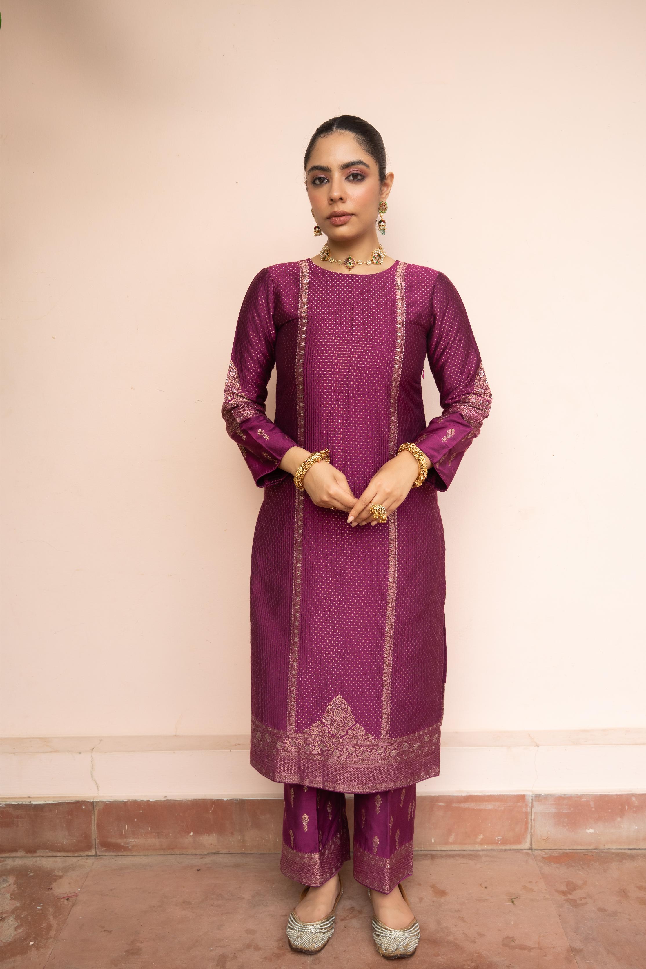JHILMIL BARAAT SUIT