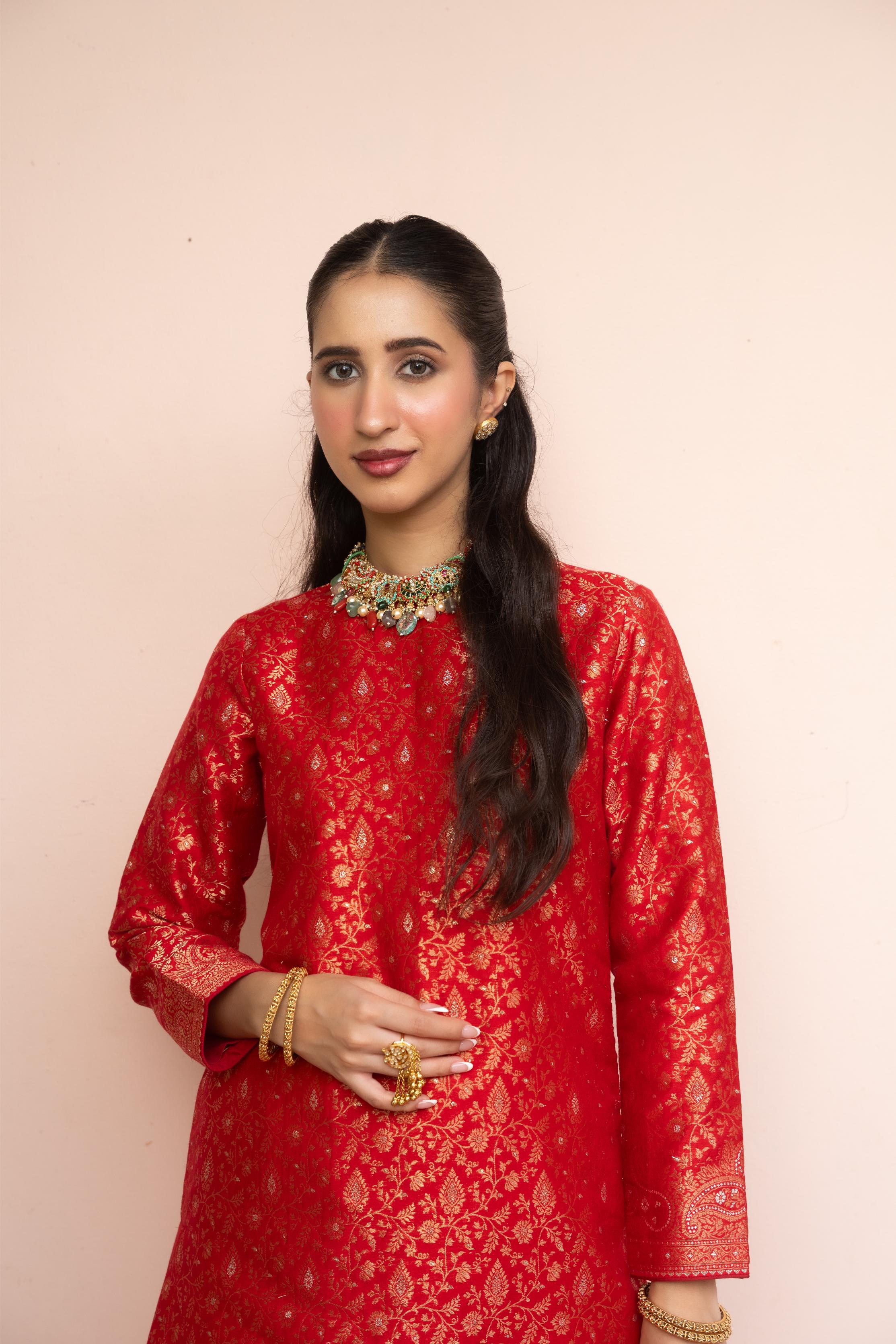 KANGAN KI KHANKHAR SUIT