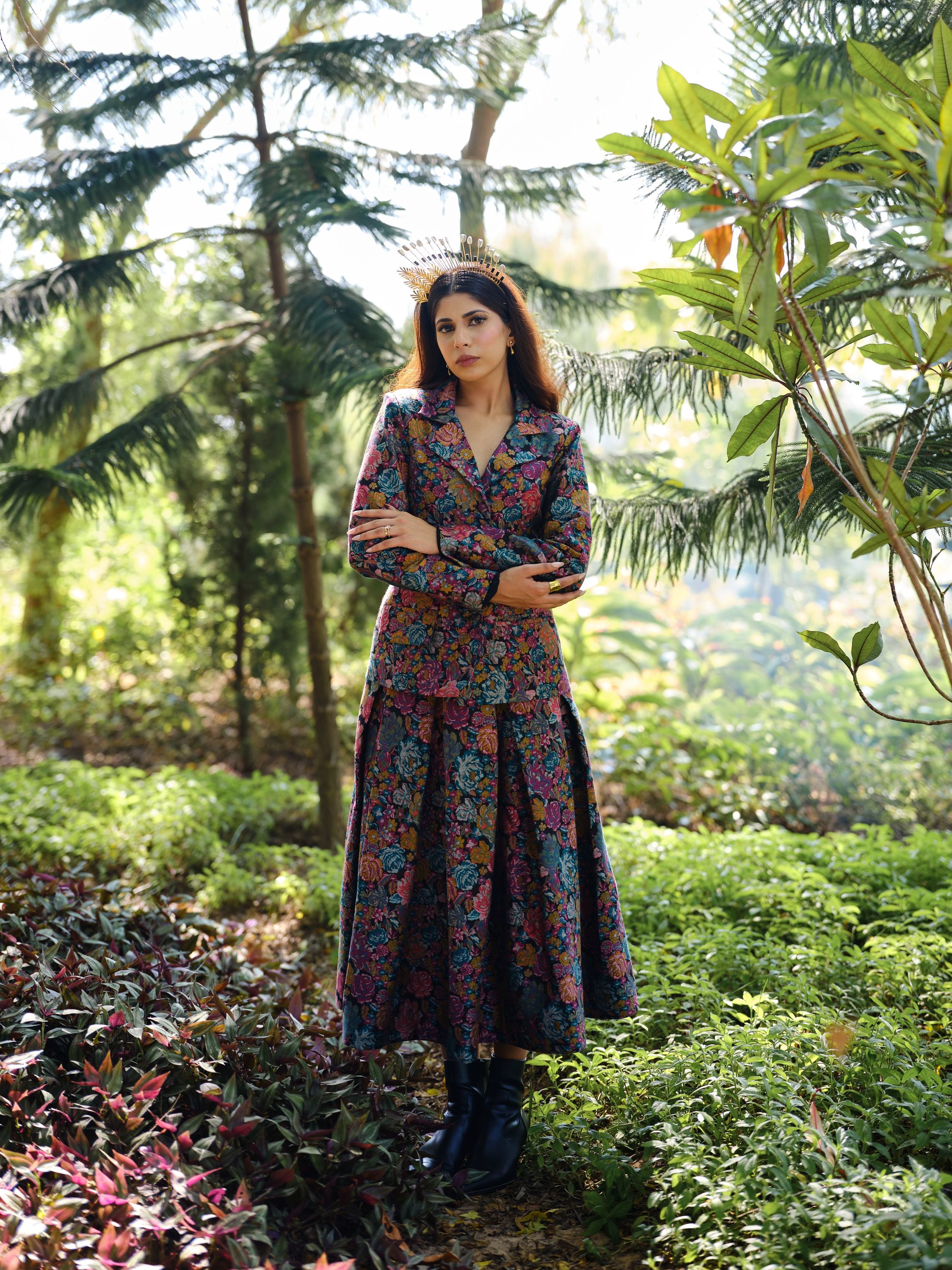 LA ROSE NOIRE BLAZER & SKIRT SET