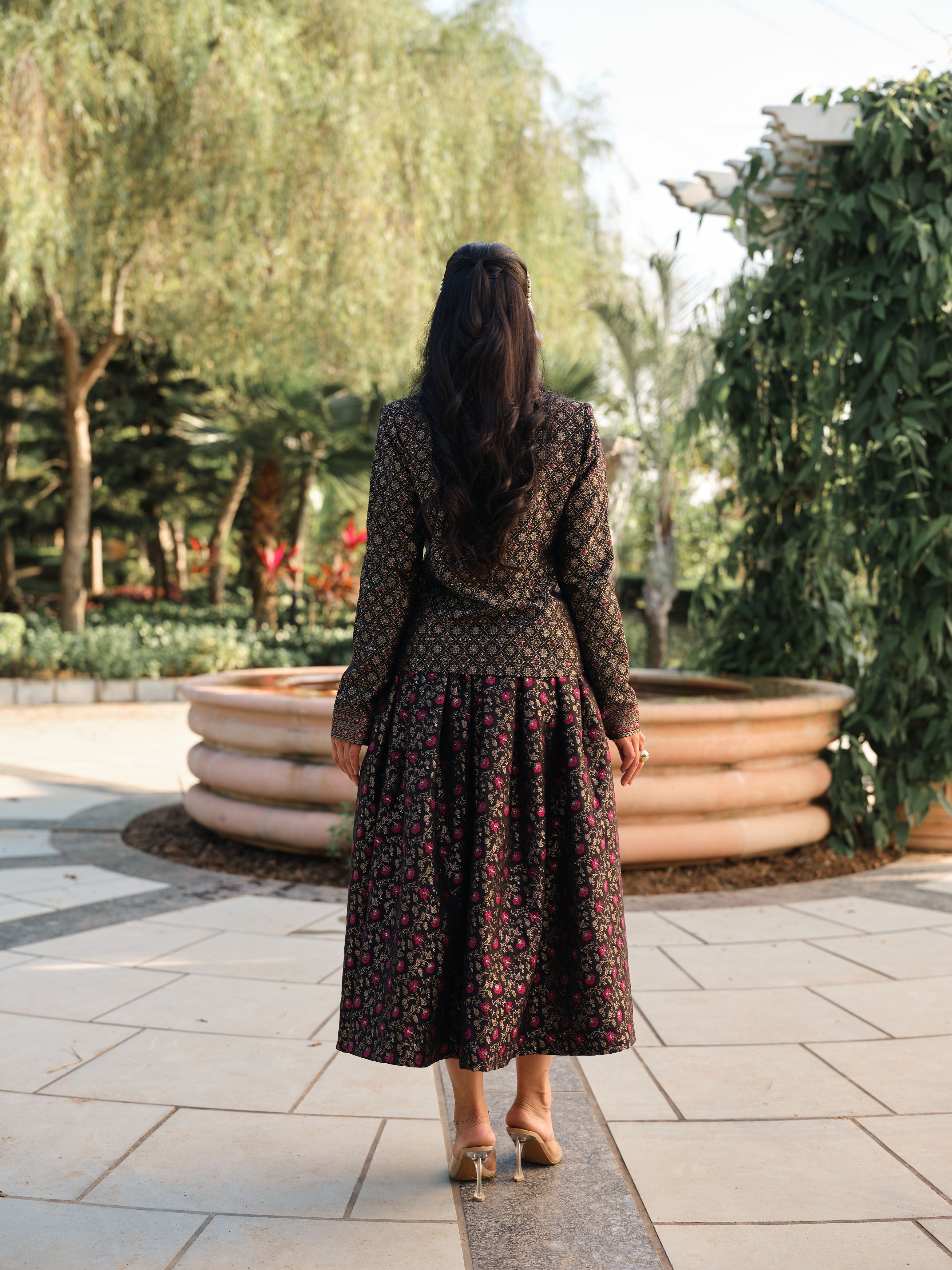 LA BELLE LUEUR BLAZER & SKIRT SET