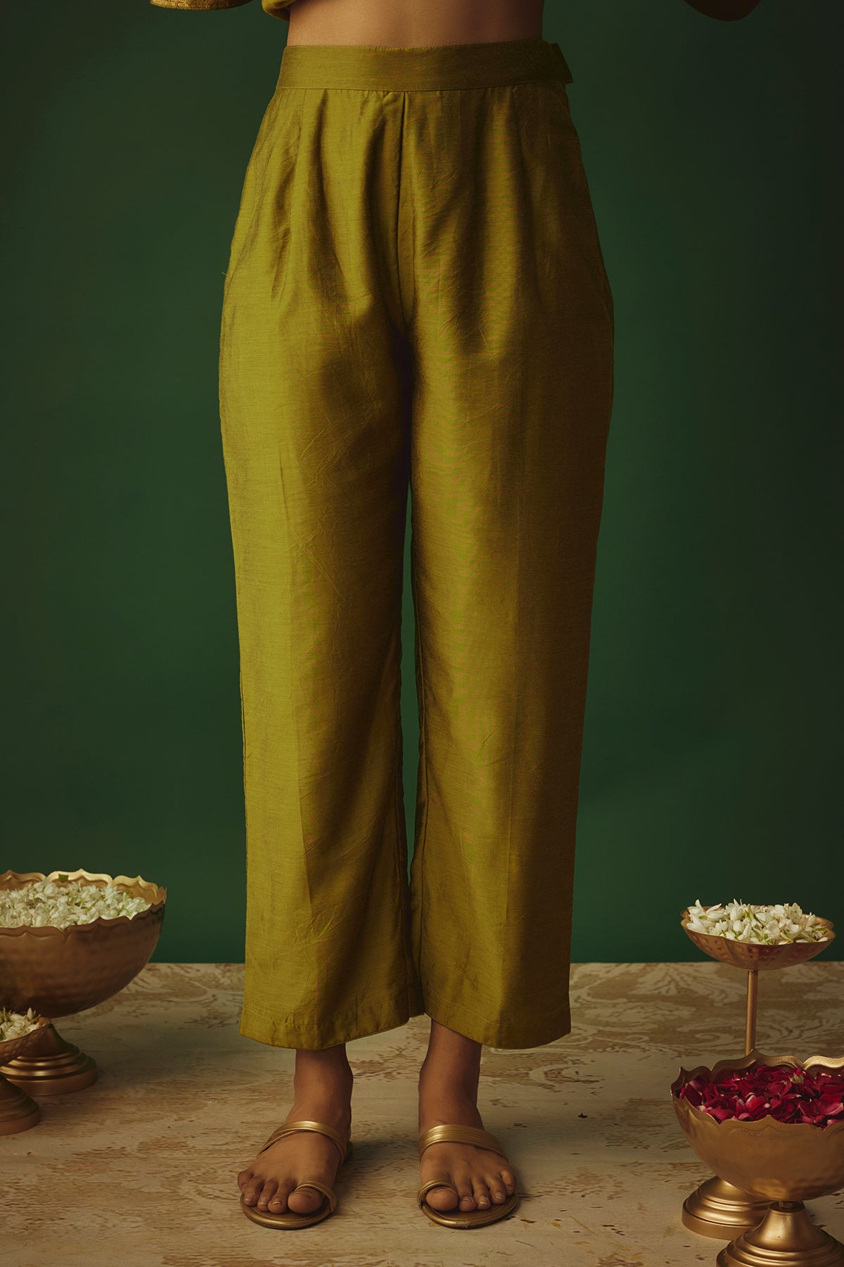 THE MEHANDI RAHA SUIT