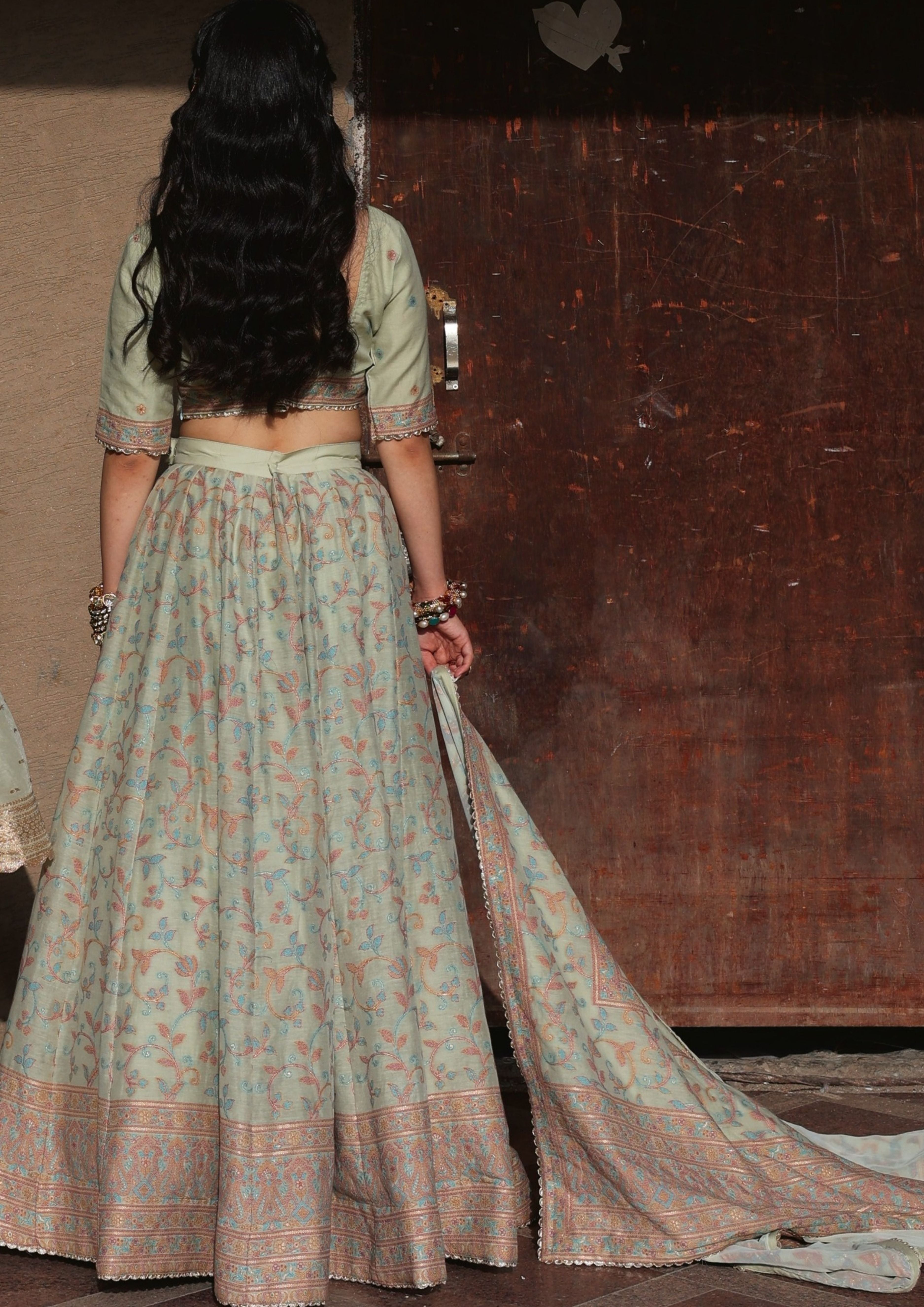 THE MAHAZBEEN LEHNGA