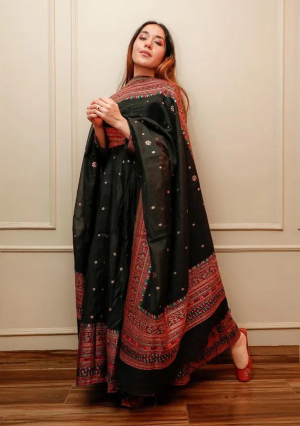 MAHIMA KHANCHANDANI IN SITARA