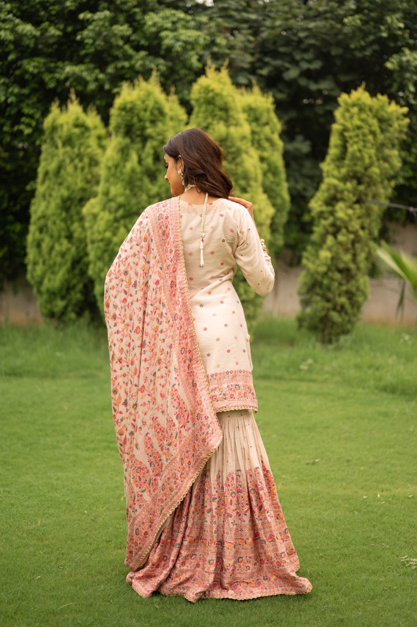 THE GULBANO GHARARA