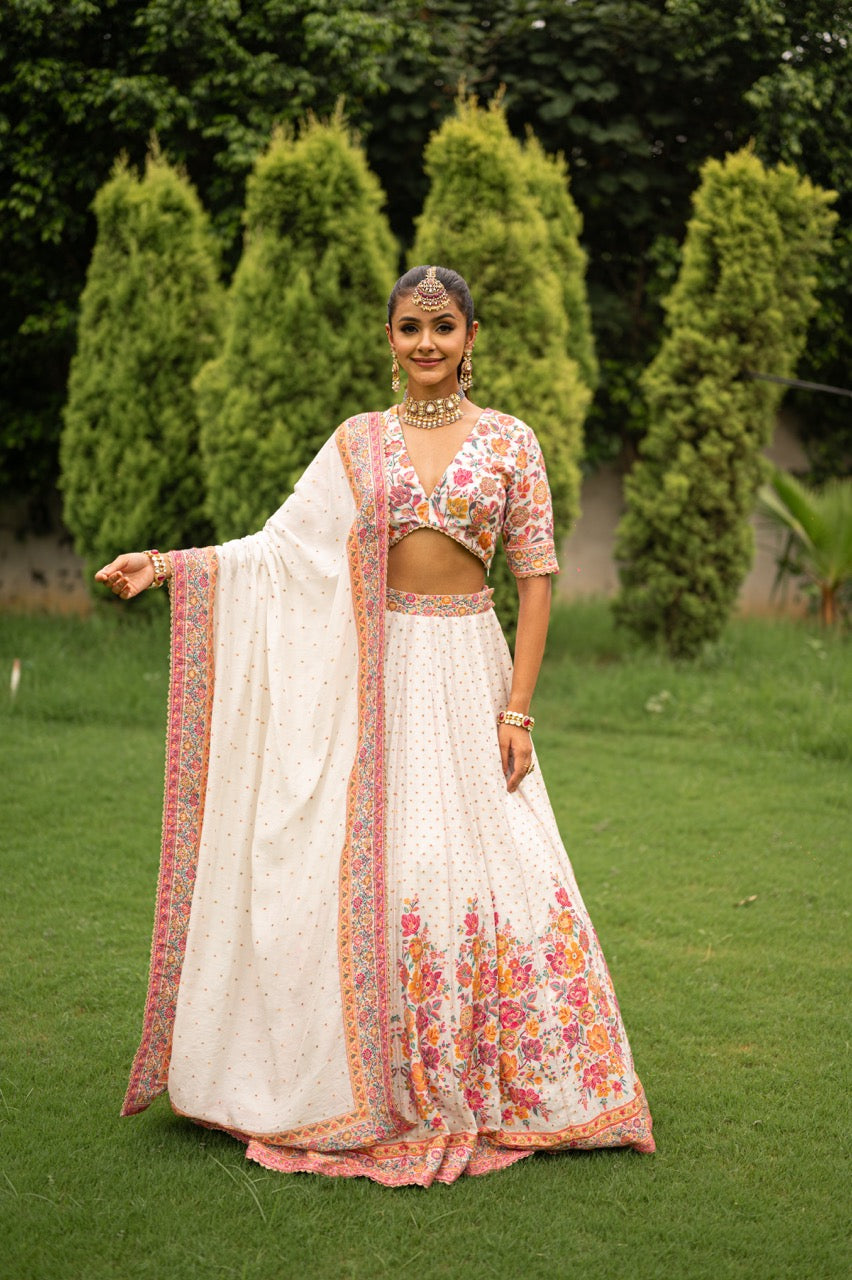 THE GULAABDAAR LEHENGA