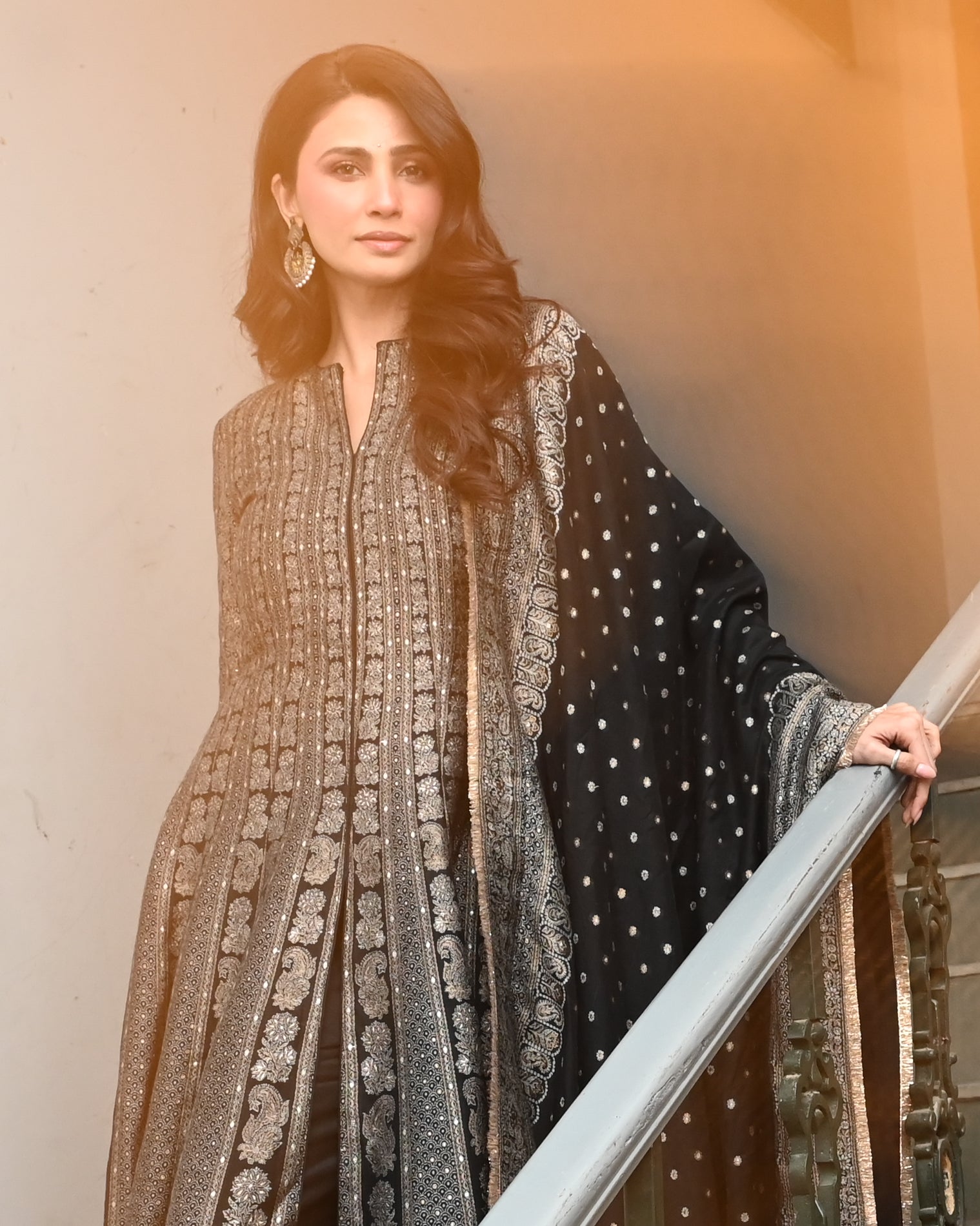 DAISY SHAH IN THE KAALA SHEZAN ANARKALI