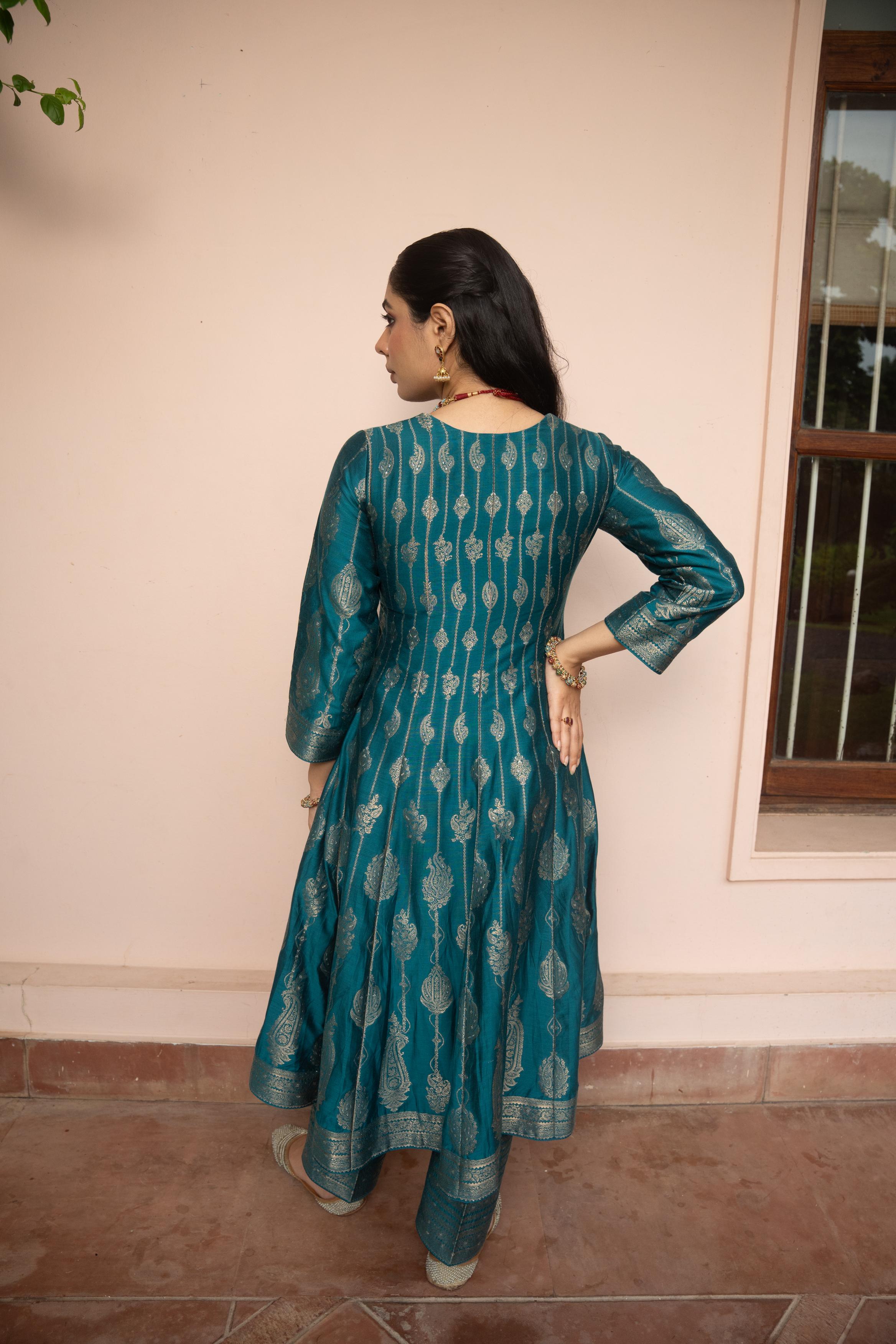 SURMAI SHAAM ANARKALI