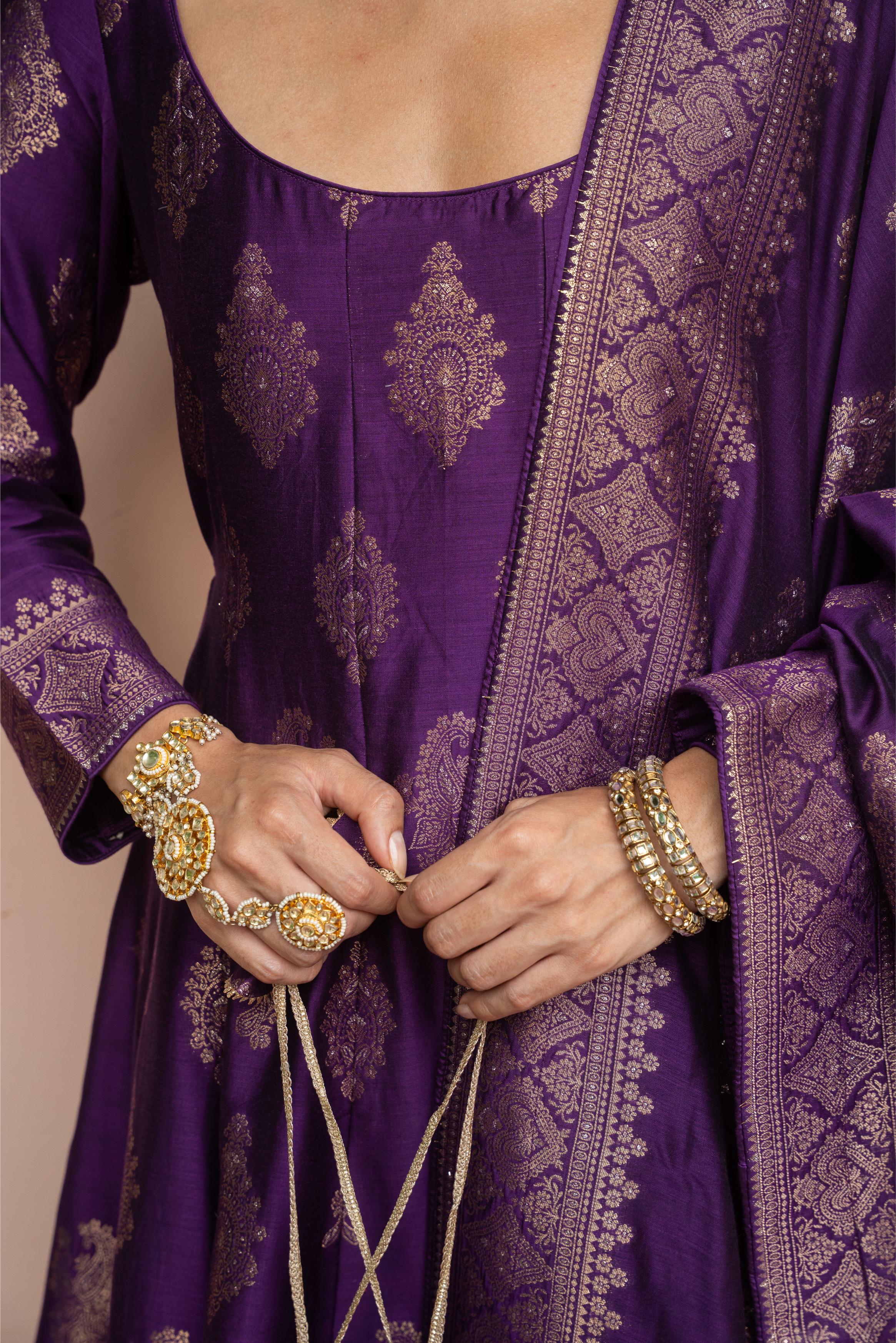 KHEL KHEL MEIN ANARKALI