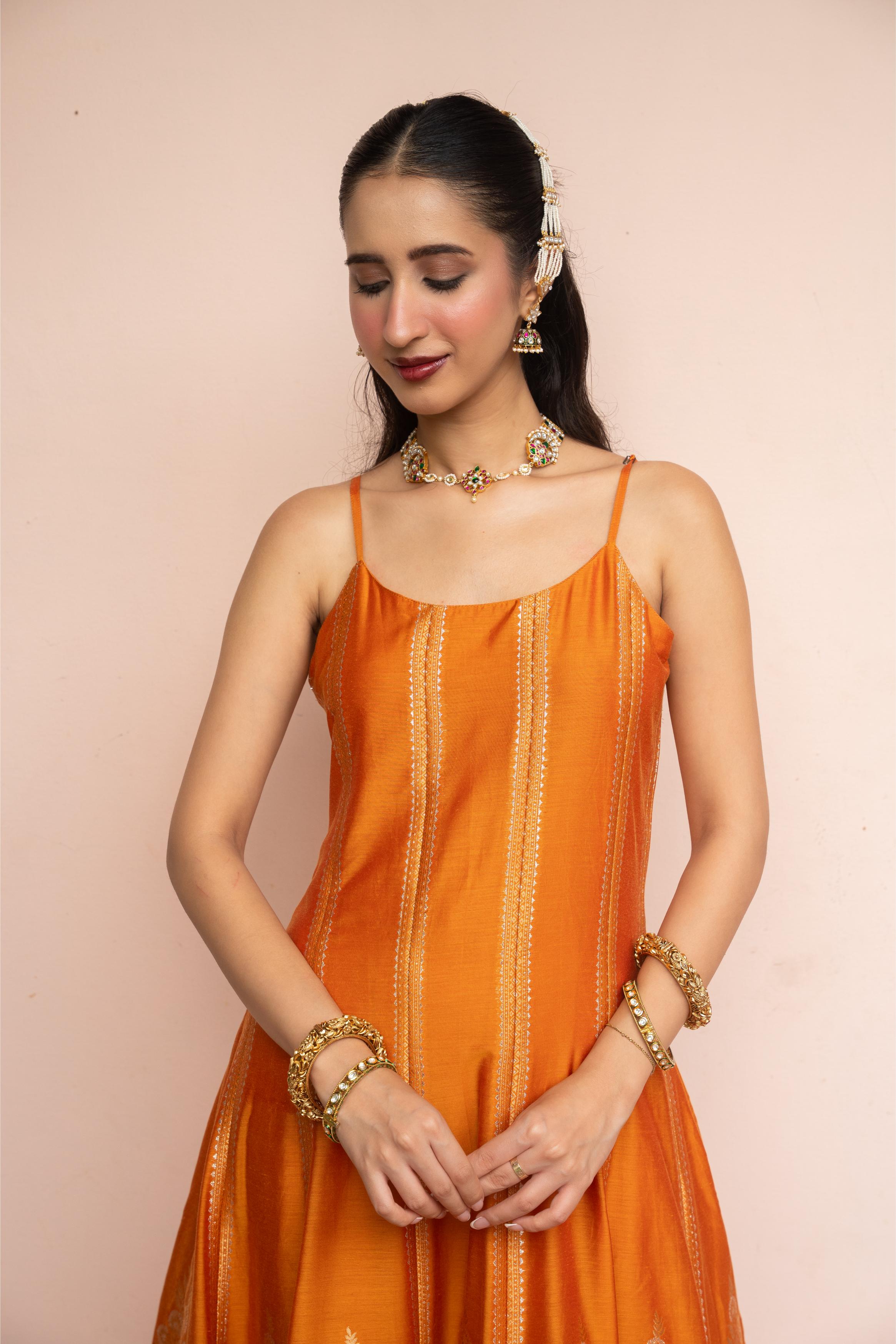 RANGREZ BAITHAK ANARKALI