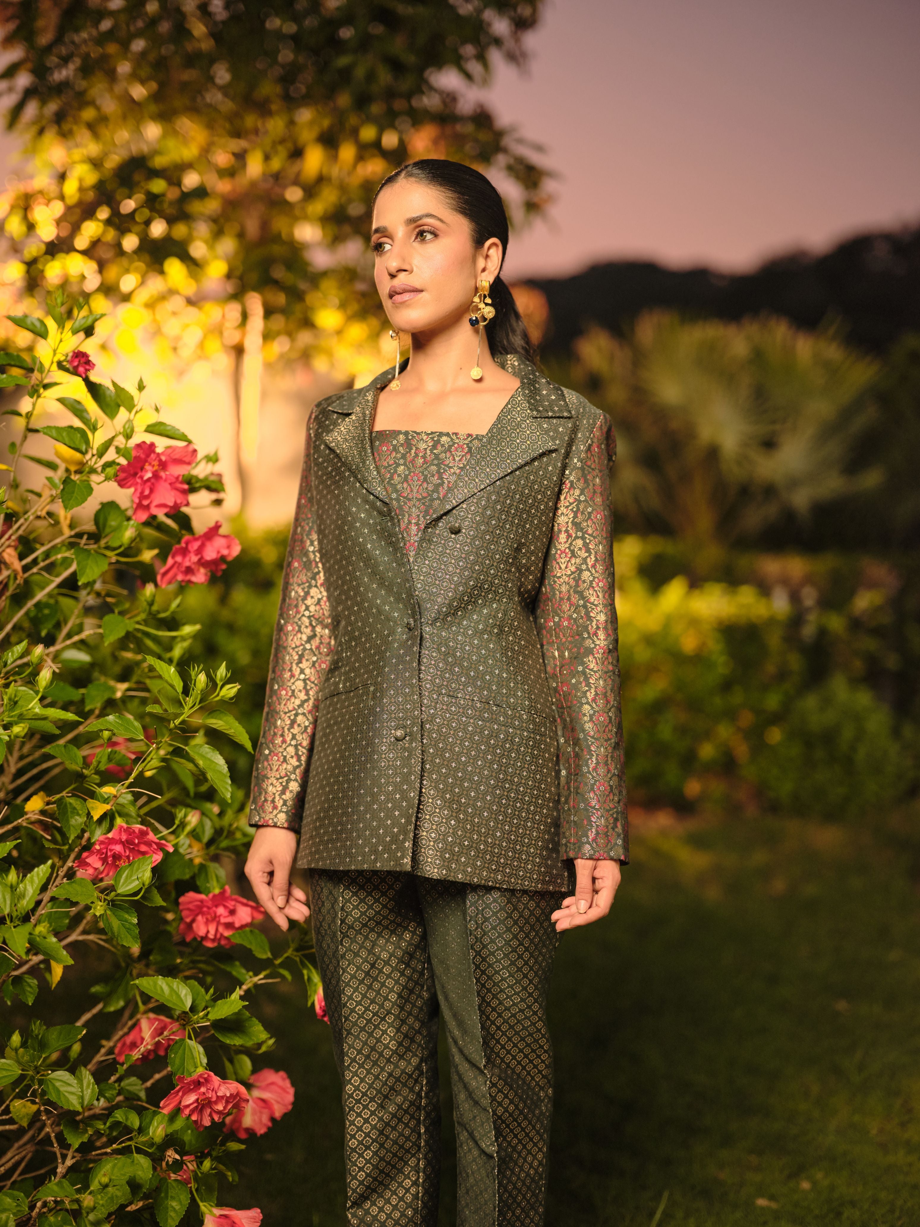 LA CLAIR DE LUNE BUSTIER BLAZER &amp; PANT SET