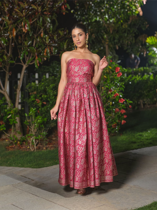 LA DOUCE ROSE BUSTIER & SKIRT SET