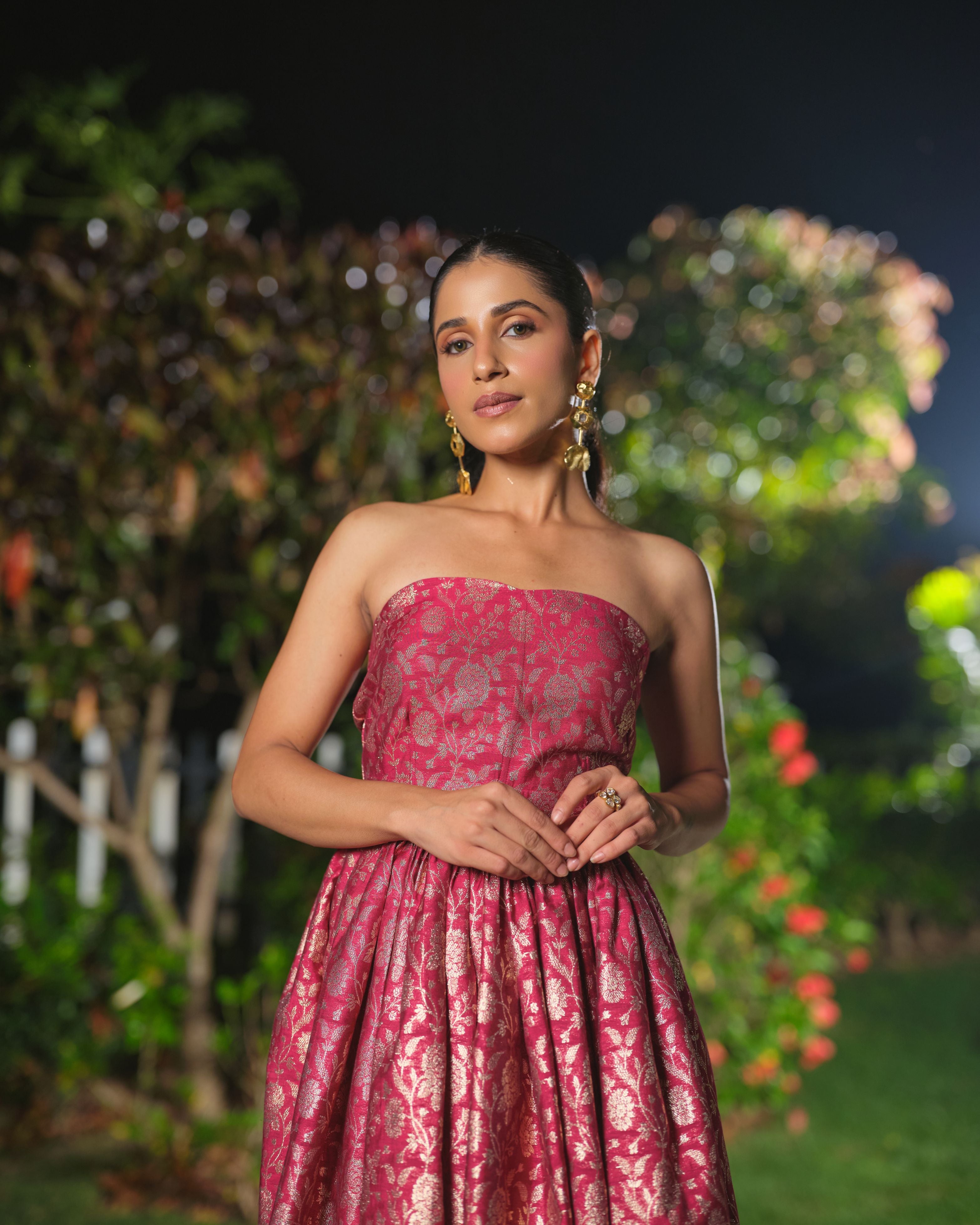 LA DOUCE ROSE BUSTIER &amp; SKIRT SET