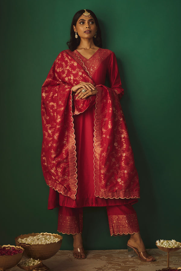 THE LAAL MANDANA SUIT