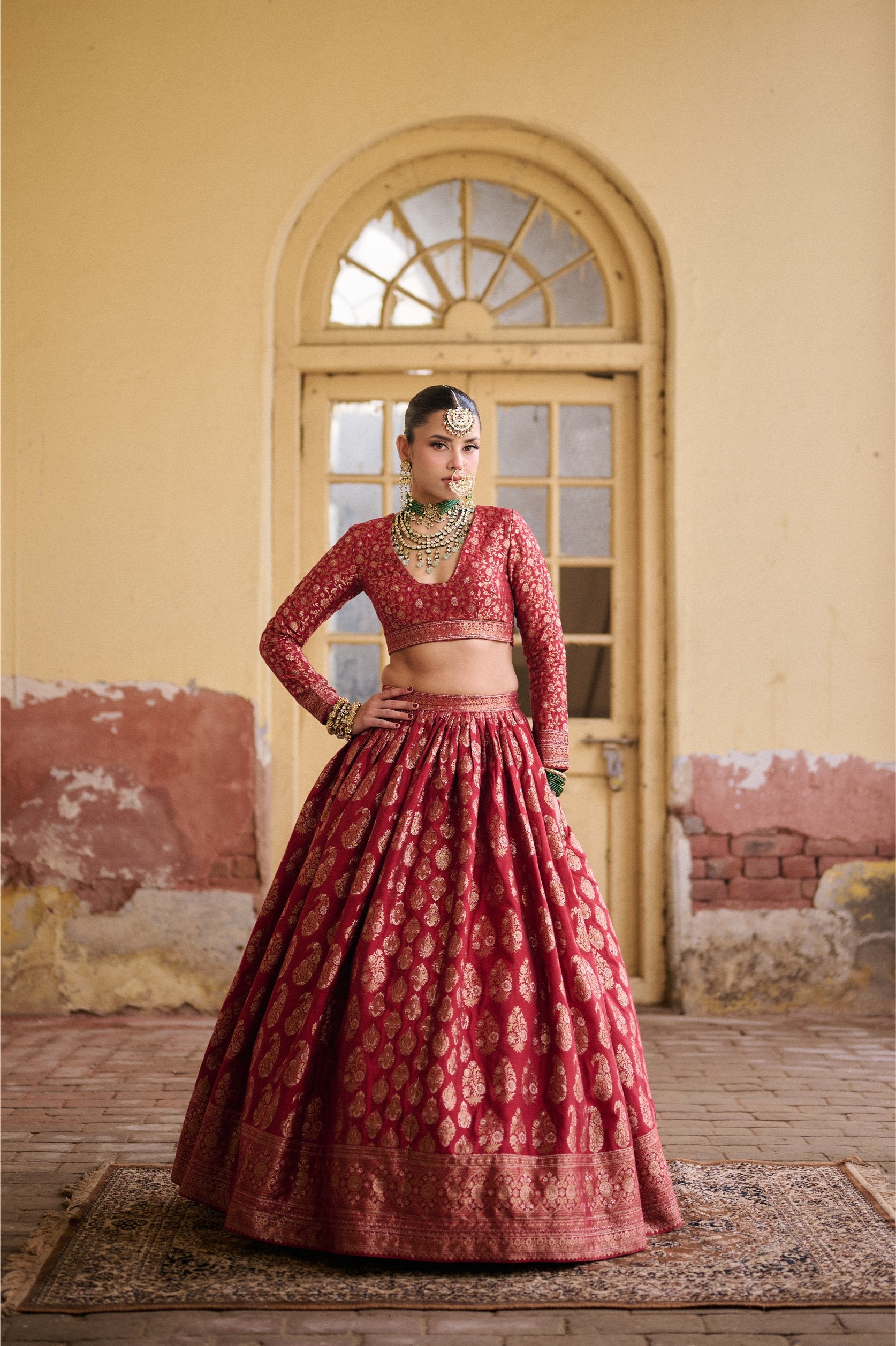 THE BE SHUMAAR LEHENGA