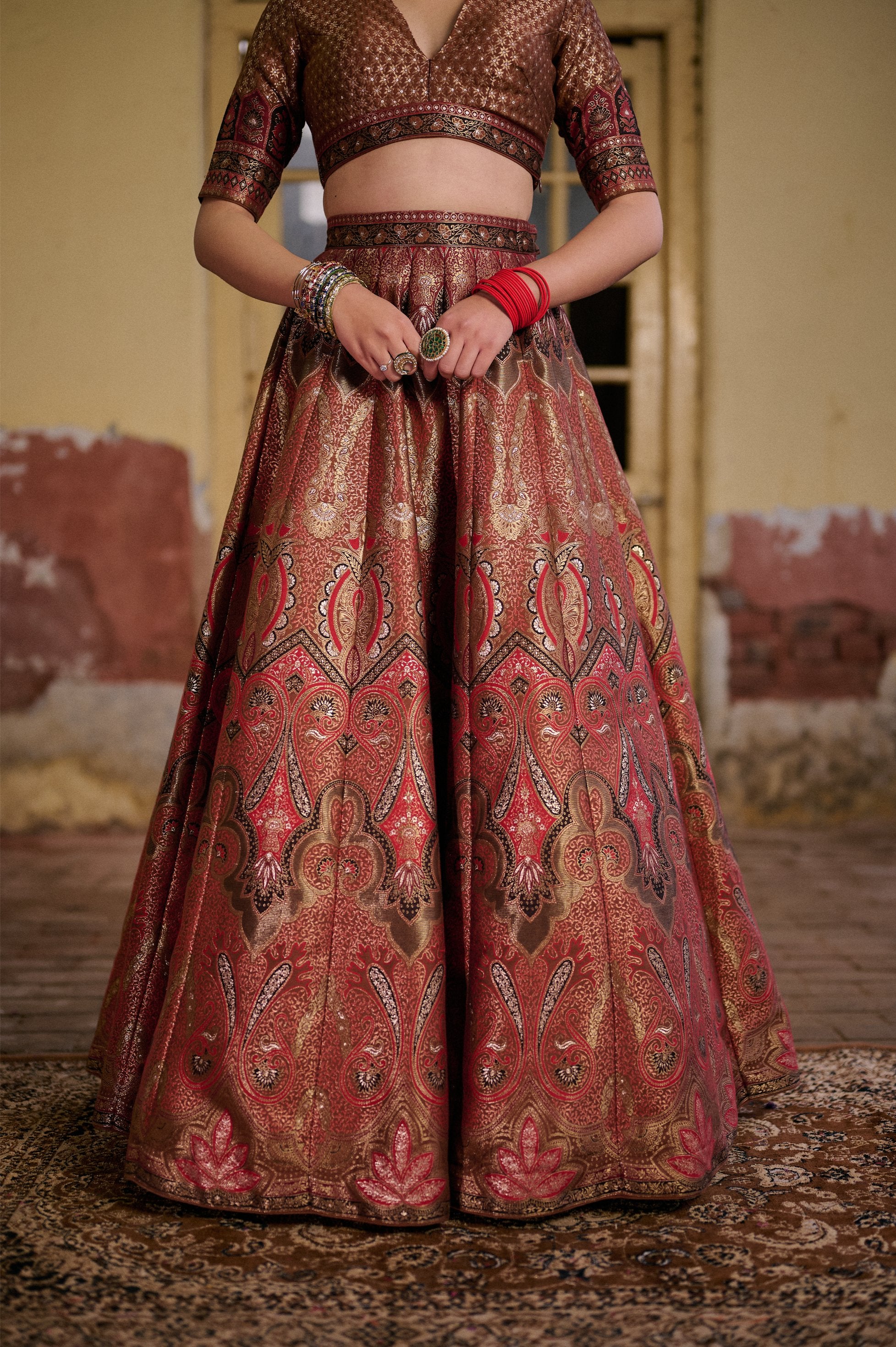 THE SHIDDHAT LEHENGA