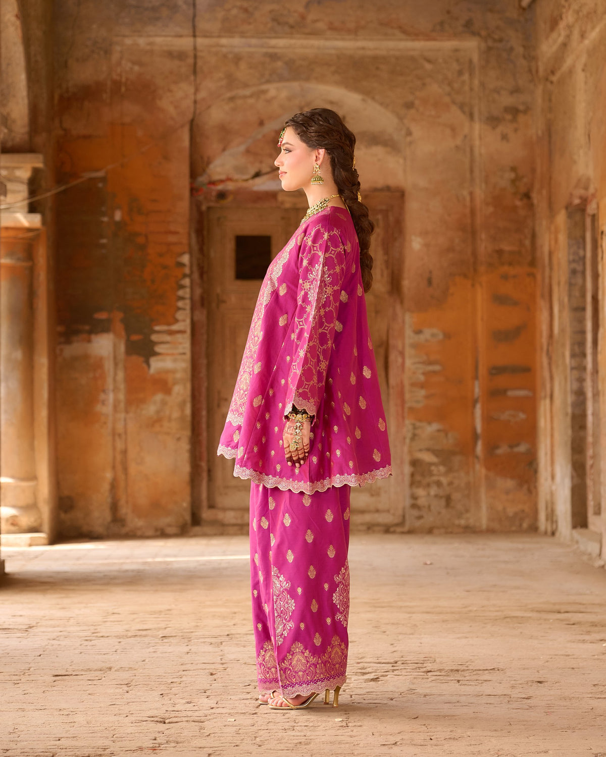Jhilmil – Short A-Line Kurta with Farshi Salwar &amp; Dupatta