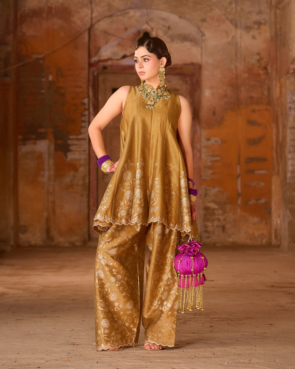 Lishkara – Short Kali Kurta with Farshi Salwar &amp; Dupatta
