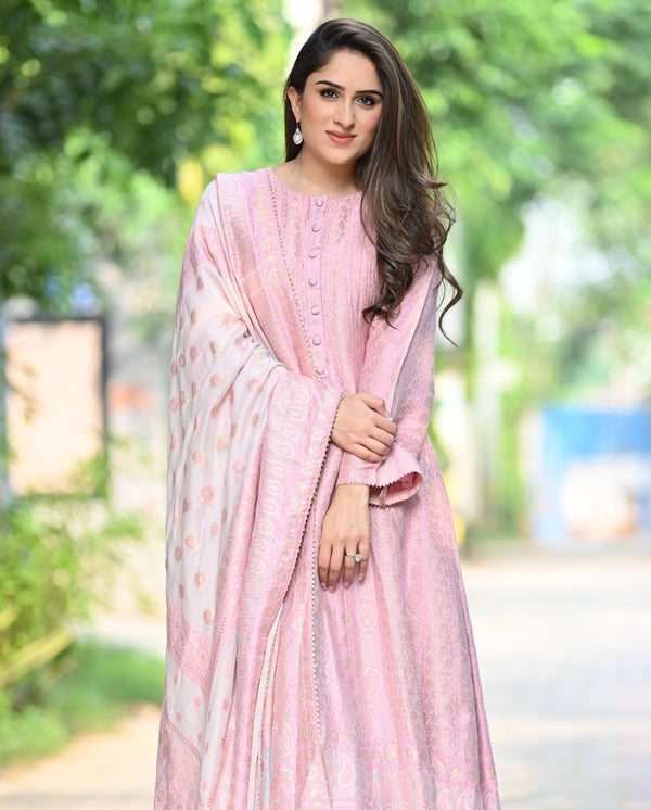 NIKITA VASDEV IN ELAHEH