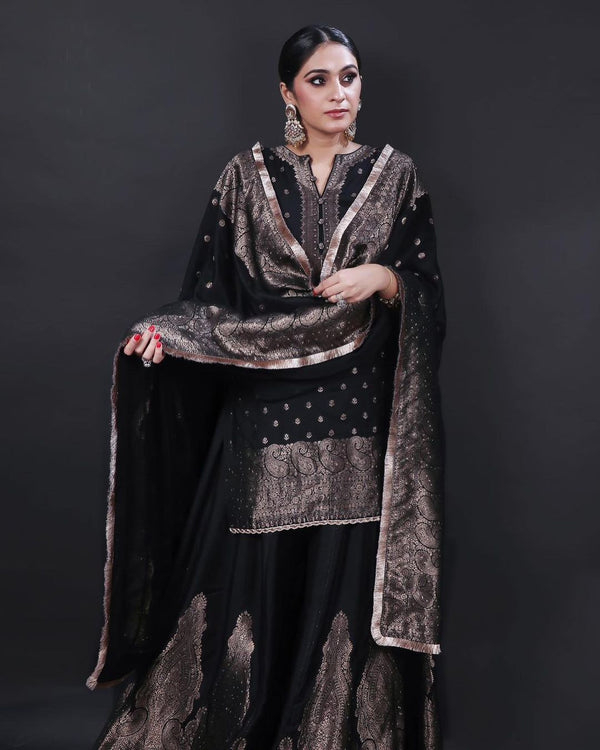 Heena malhotra In Rahma Sharara