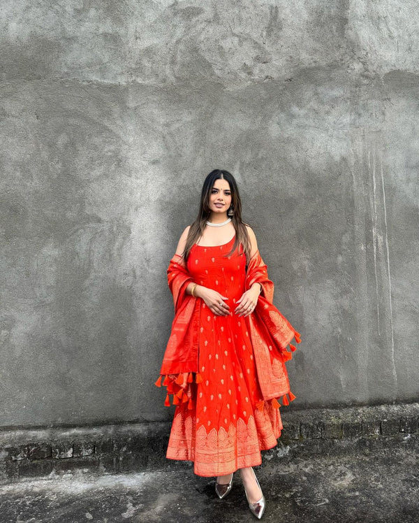 MOH PREET KAUR IN  NARANGI BEHNAAZ ANARKALI