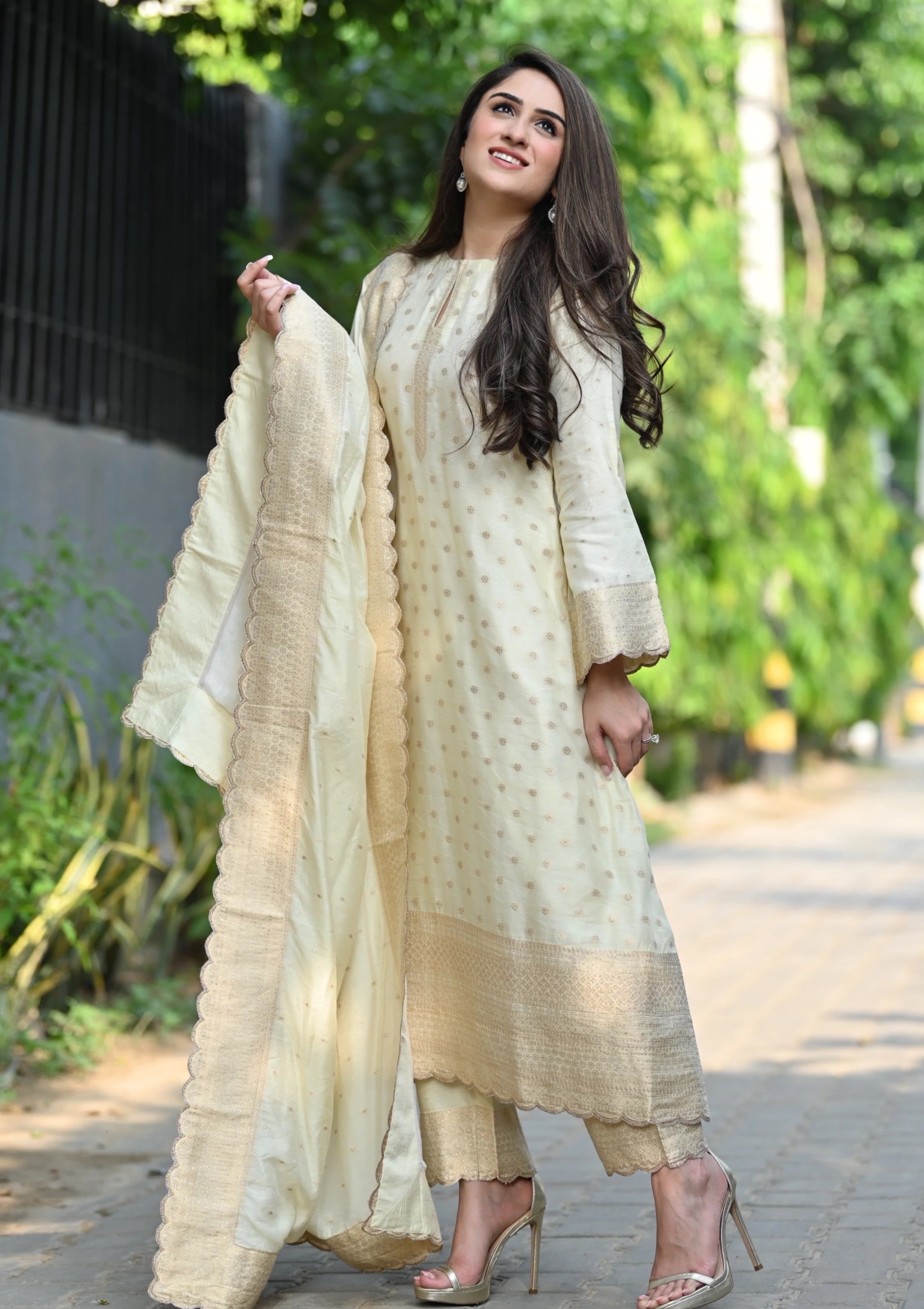 Glam Up This Diwali 2022 With The Best Indo Western Outfit