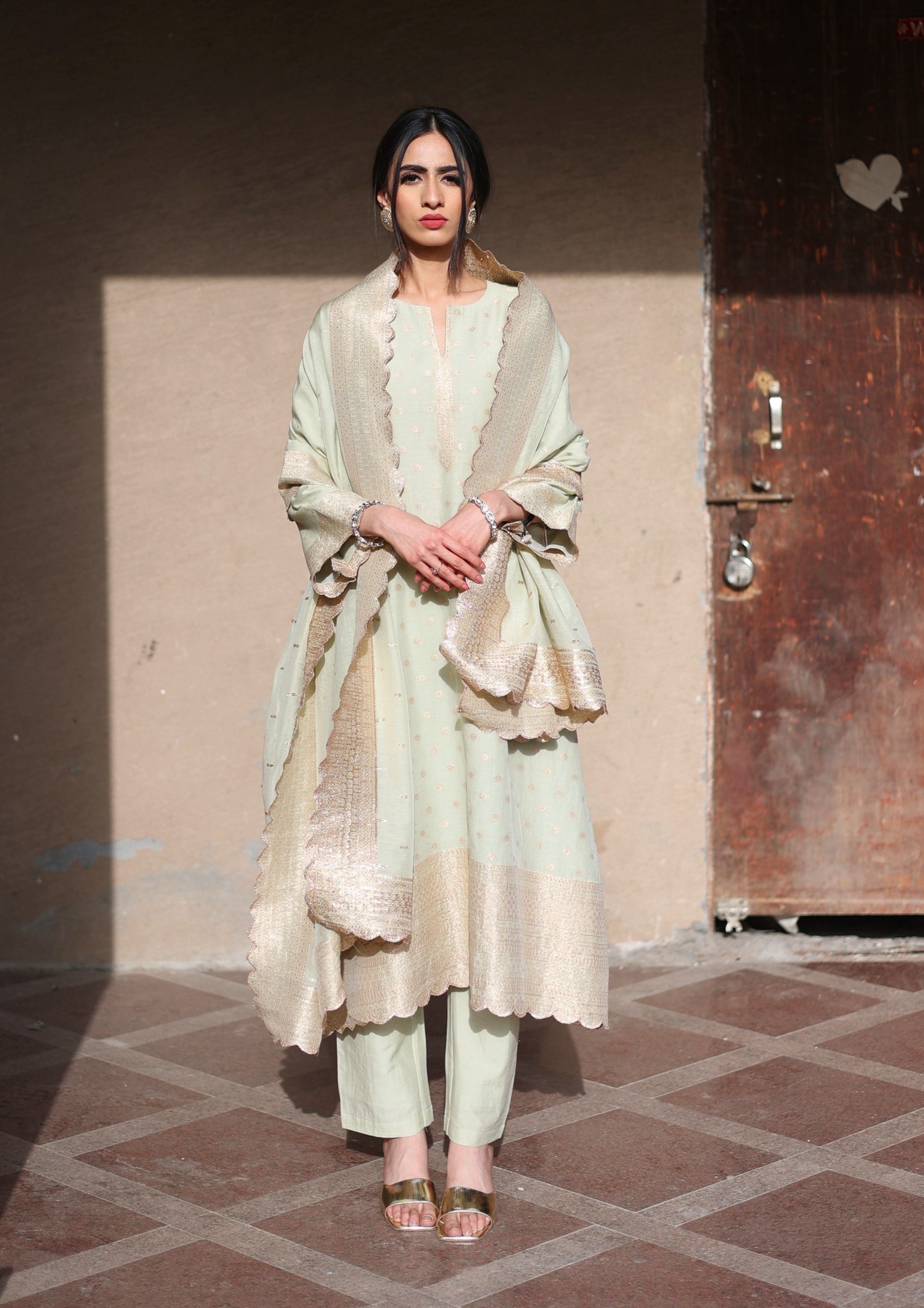 THE NAMEH SCALLOPED SUIT