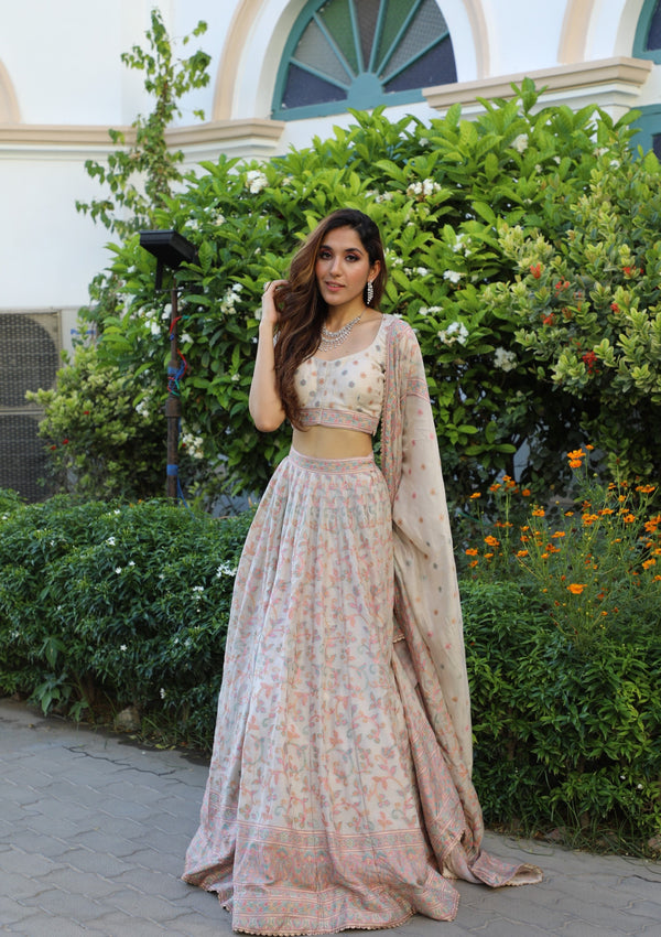 THE MAHAZBEEN LEHNGA